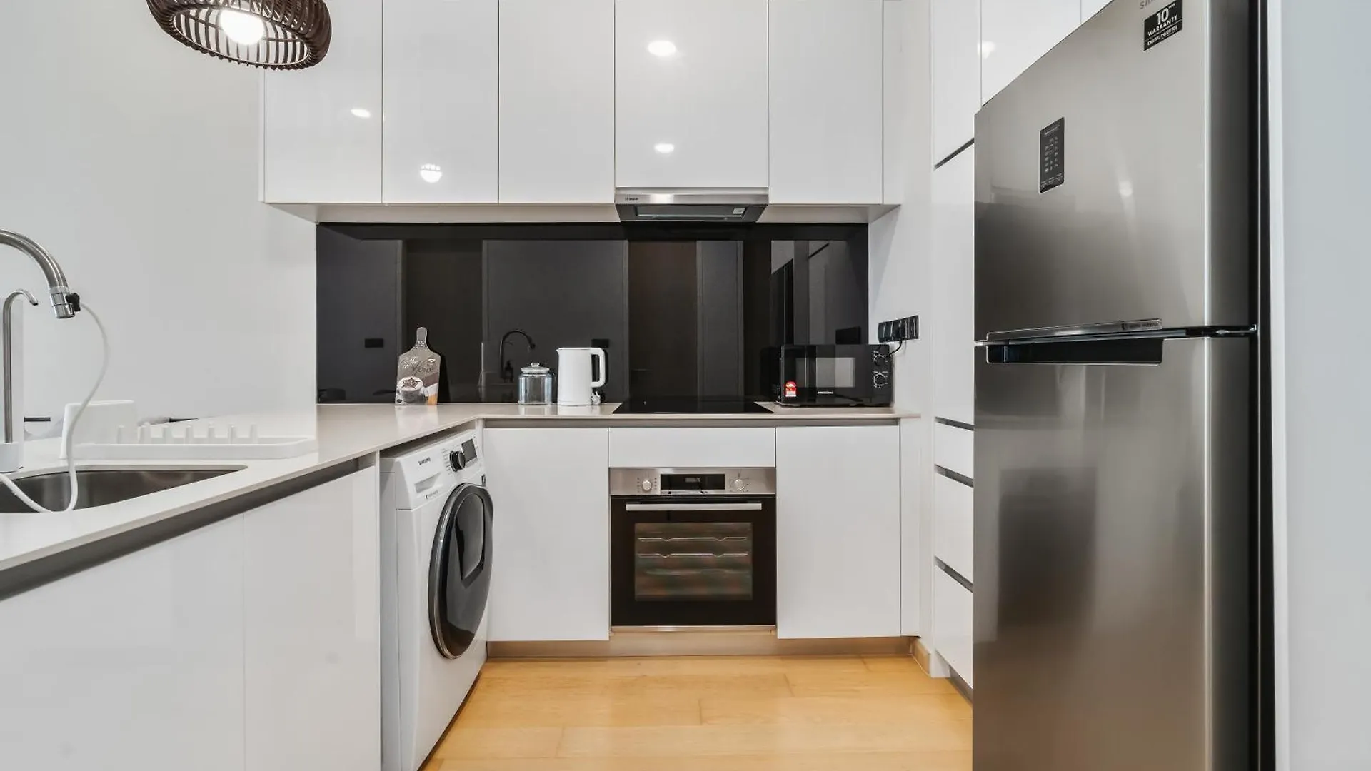 Star Residences 2R2B Designer Suite - 400M To Klcc And Lrt Station Kuala Lumpur 0*,