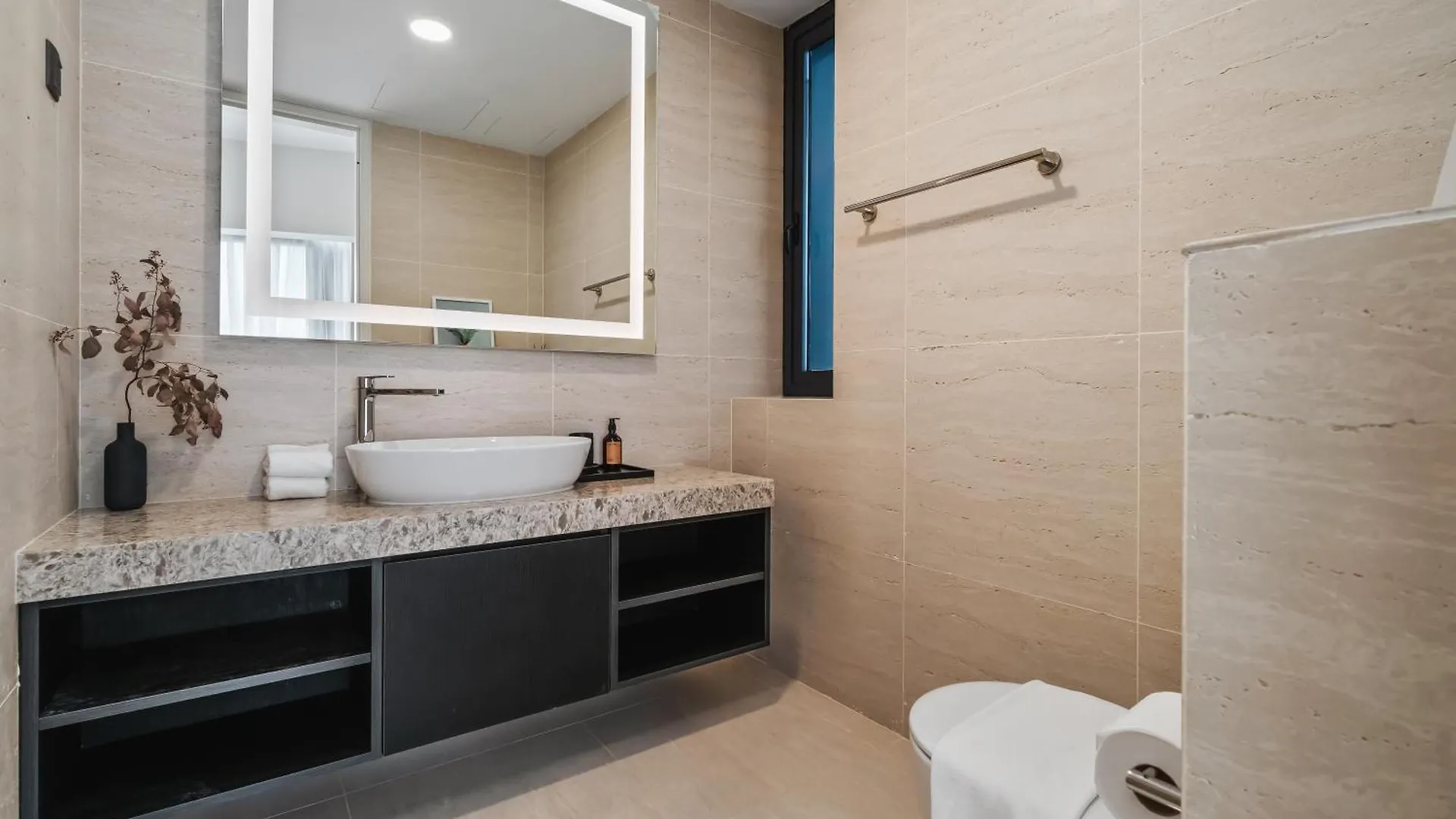 Star Residences 2R2B Designer Suite - 400M To Klcc And Lrt Station Kuala Lumpur 0*,  Malezya